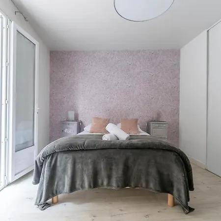 Le Dejoux - Avec Terrasse En Centre Apartament *