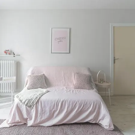 Le Dejoux - Avec Terrasse En Centre *