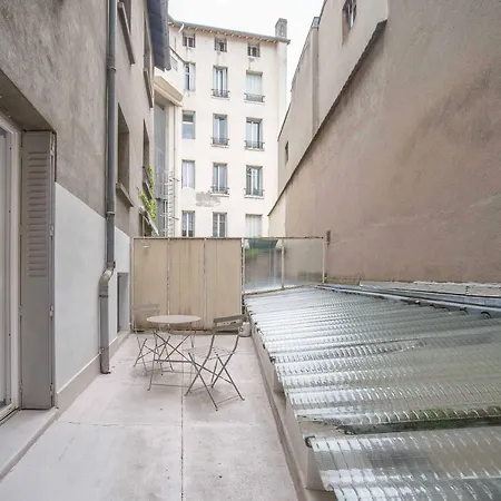 Le Dejoux - Avec Terrasse En Centre Apartment Vichy